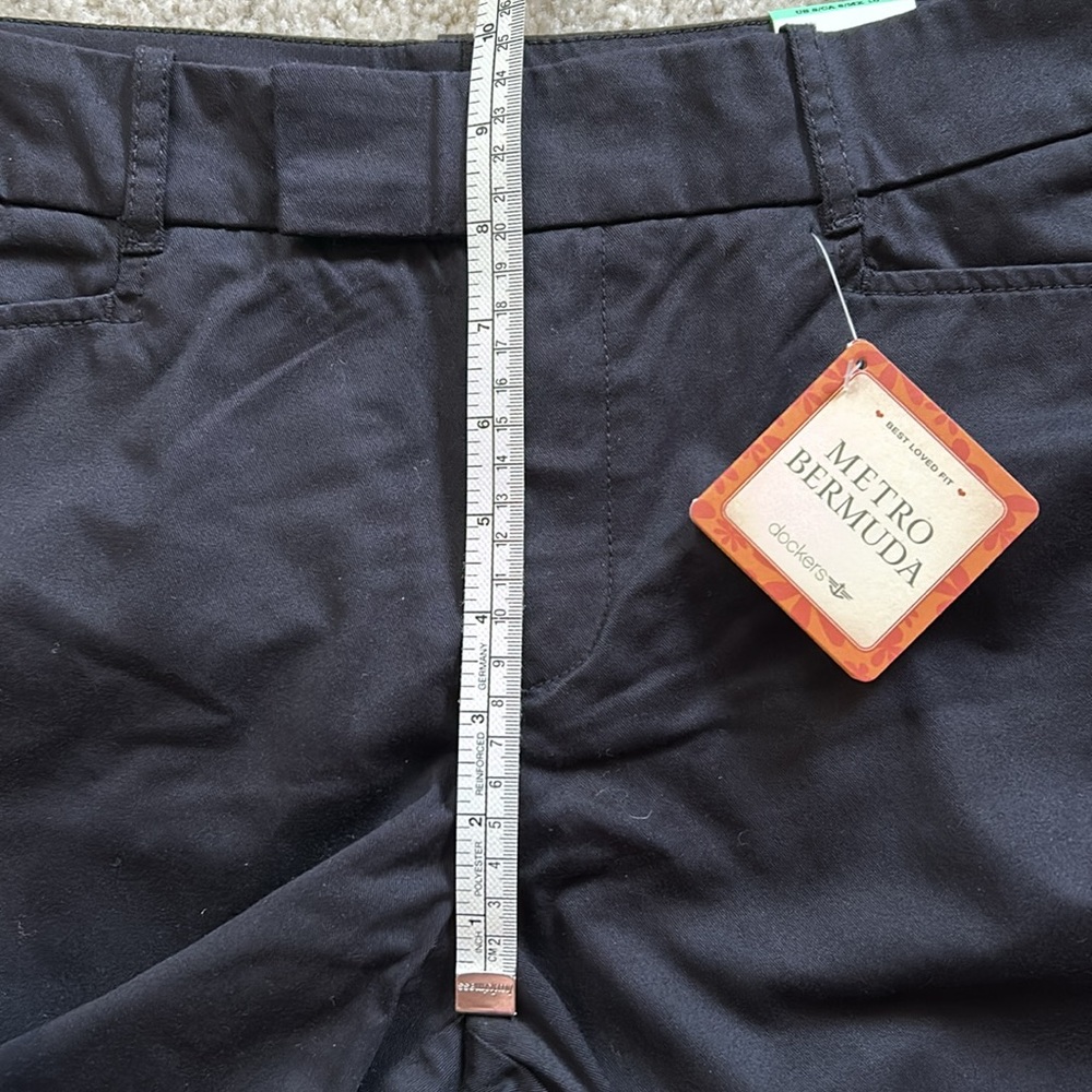 NWT Dockers Womens Metro Bermuda Shorts - Picture 15 of 16